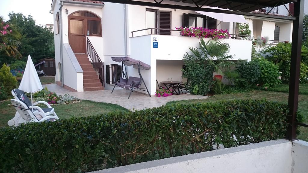 Apartment Devcic Porec Exterior photo