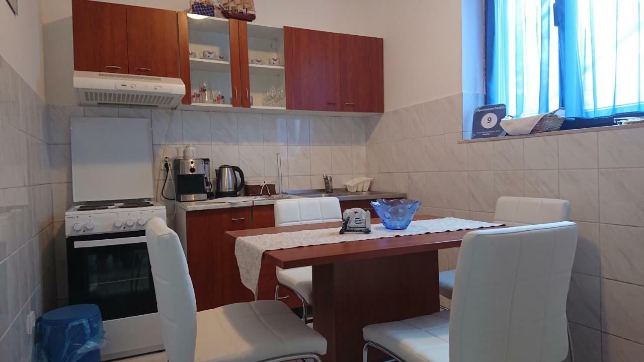 Apartment Devcic Porec Exterior photo